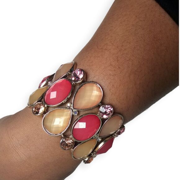 Jewelry - Women's Bracelet NWOT TAN  RED